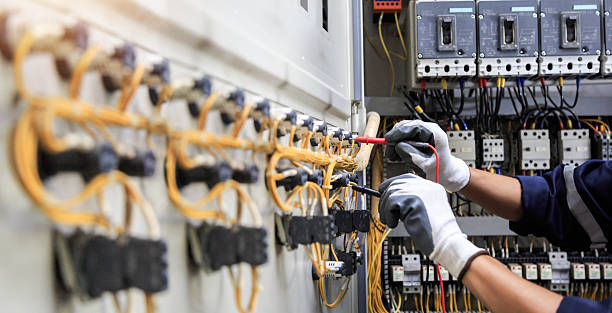Professional Electrician technician working in Horseshoe Bay, TX